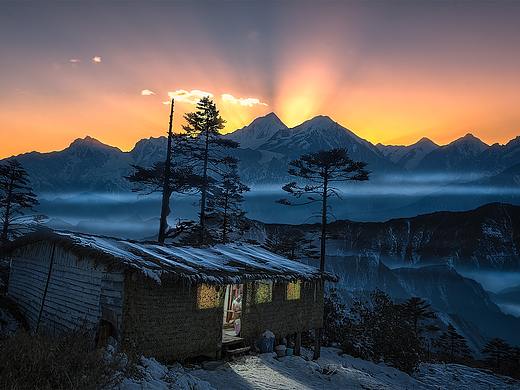山中小屋
