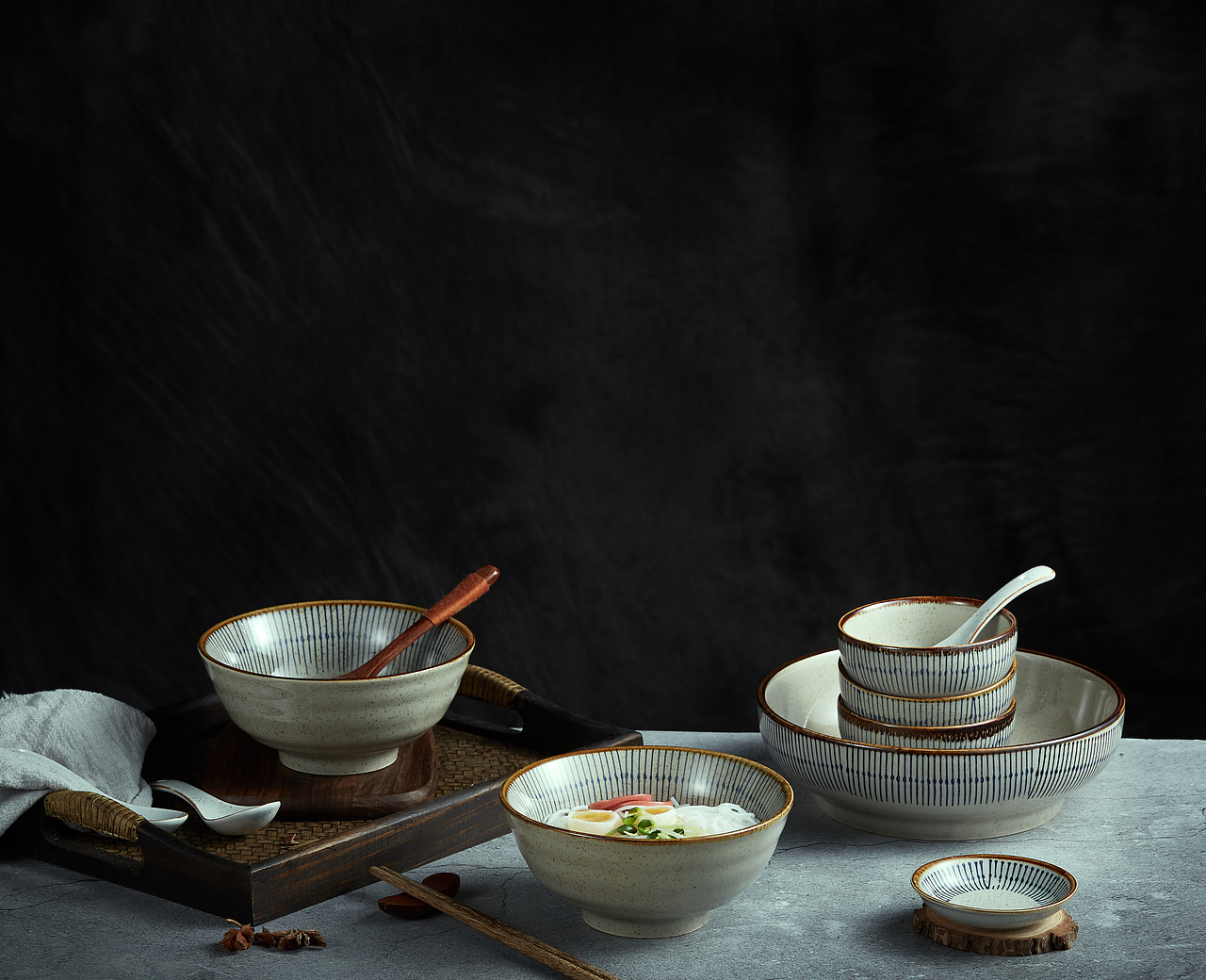 日式碗（图ZMTYzOTI3MTE2） - 产品摄影 - 站酷设计师AAA摄影师阿龙原创素材 - 站酷ZCOOL