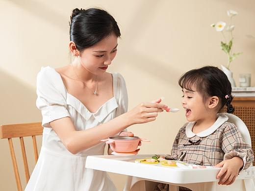 【日用品】FIKIDI 儿童保温碗 母婴产品 幼儿碗