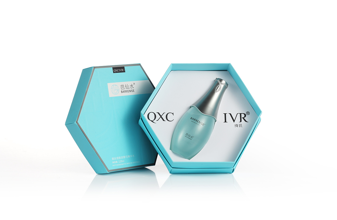 一款清新的高端化妆品包装设计