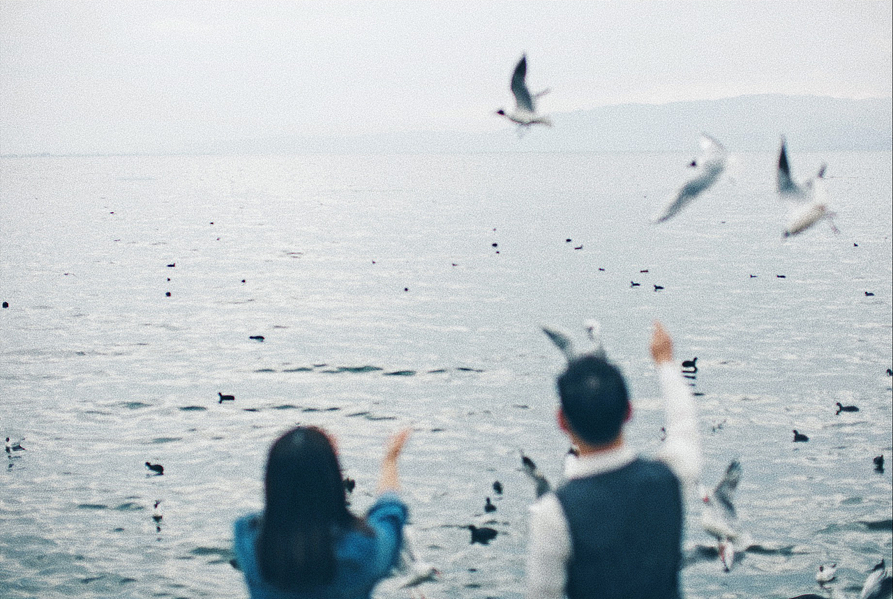 笑起来 动起来的瞬间里更能诠释幸福的本质