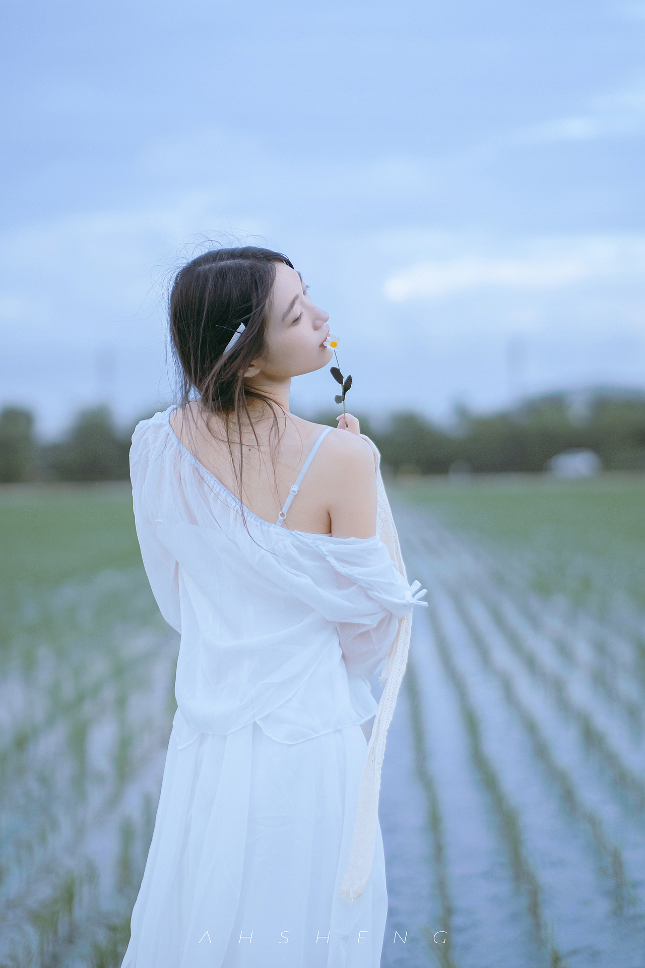 我爱着这份夏天的轻声细语（图ZMjY4NjEyMjg4） - 人像摄影 - 站酷设计师玩摄影的安生原创素材 - 站酷ZCOOL