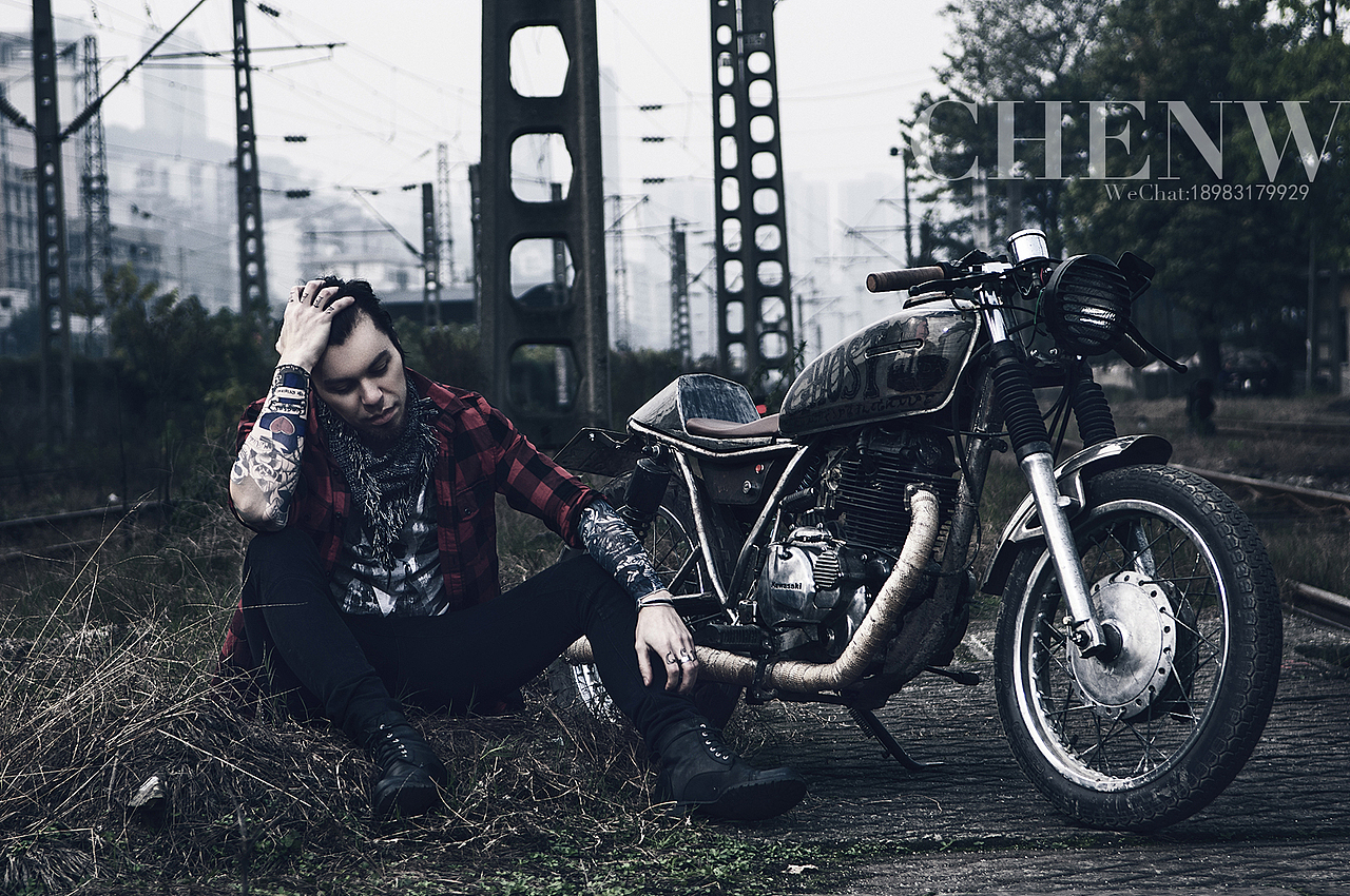 复古机车人像摄影