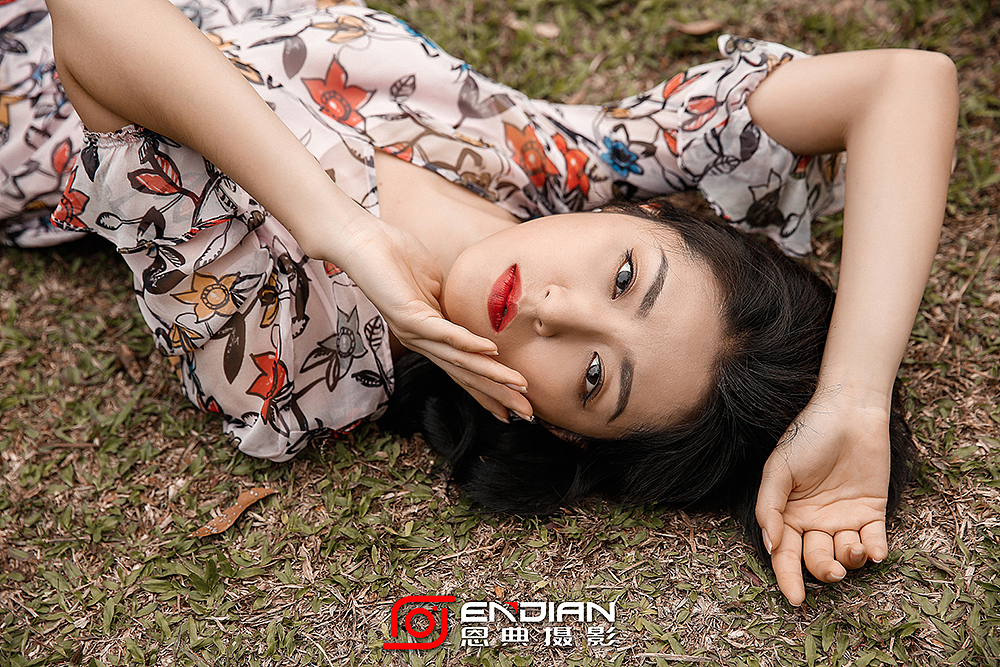 电商服装摄影（图ZMTQ4NTk3MTY4） - 时尚/艺术摄影 - 站酷设计师恩典摄影有限公司原创素材 - 站酷ZCOOL