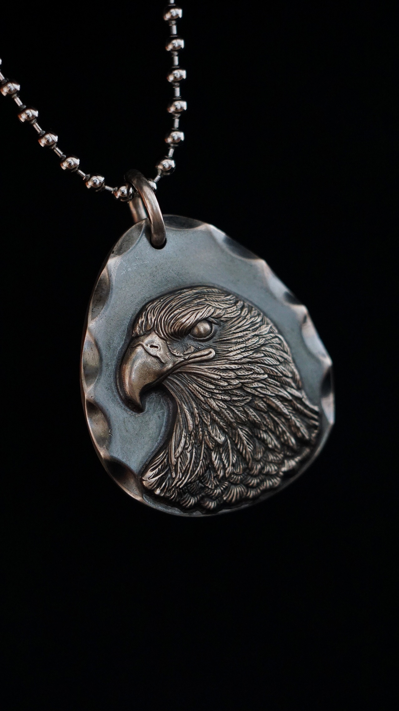 傲视61雄鹰银饼吊牌