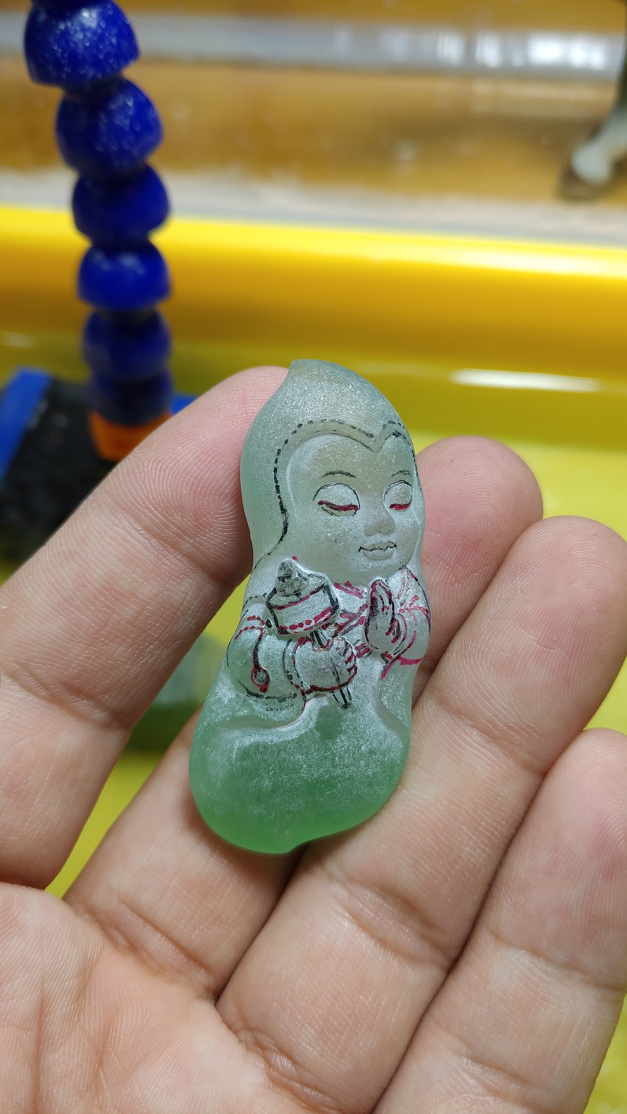 翡翠雕刻作品《转世灵童》（图ZMTkwMDM5ODA4） - 首饰设计 - 站酷设计师东笙太闲原创素材 - 站酷ZCOOL