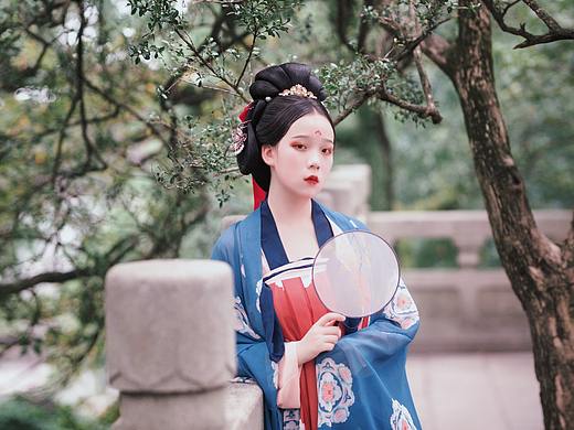 汉服（个人主页-ZNDcyNTYyODA=） - 人像摄影 - 站酷设计师渔秋原创素材 - 站酷ZCOOL