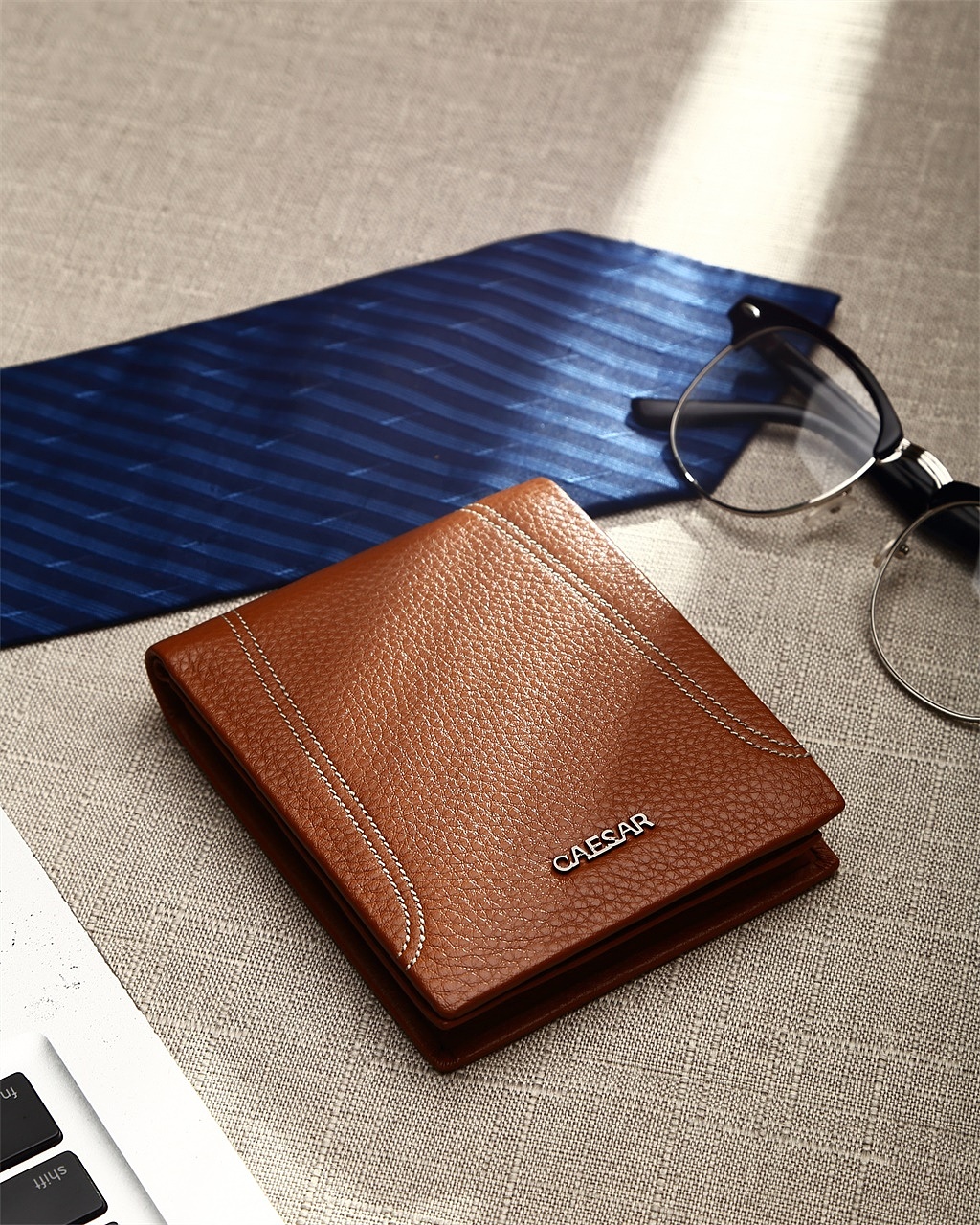 静物摄影皮具皮包（图ZMTg5MDA2Njk2） - 产品摄影 - 站酷设计师摄影师陈森原创素材 - 站酷ZCOOL