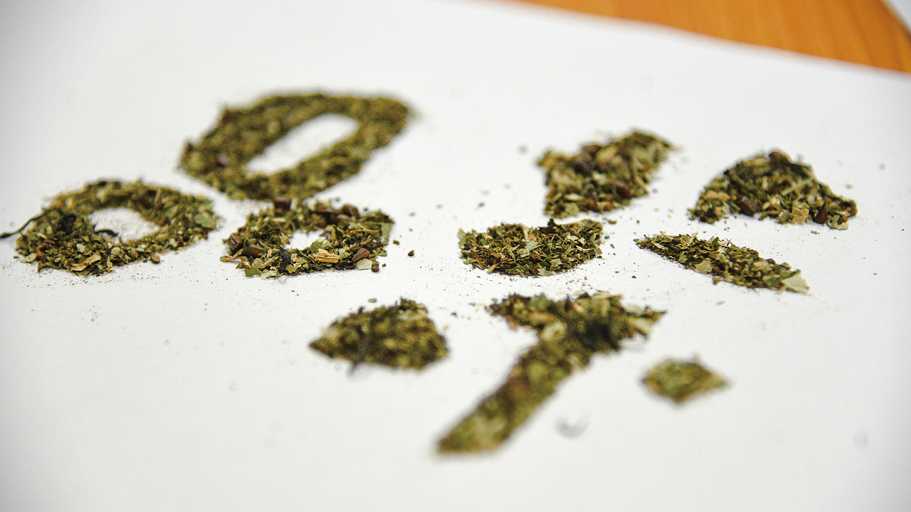 鲸鱼文创 / 邵武碎铜茶设计