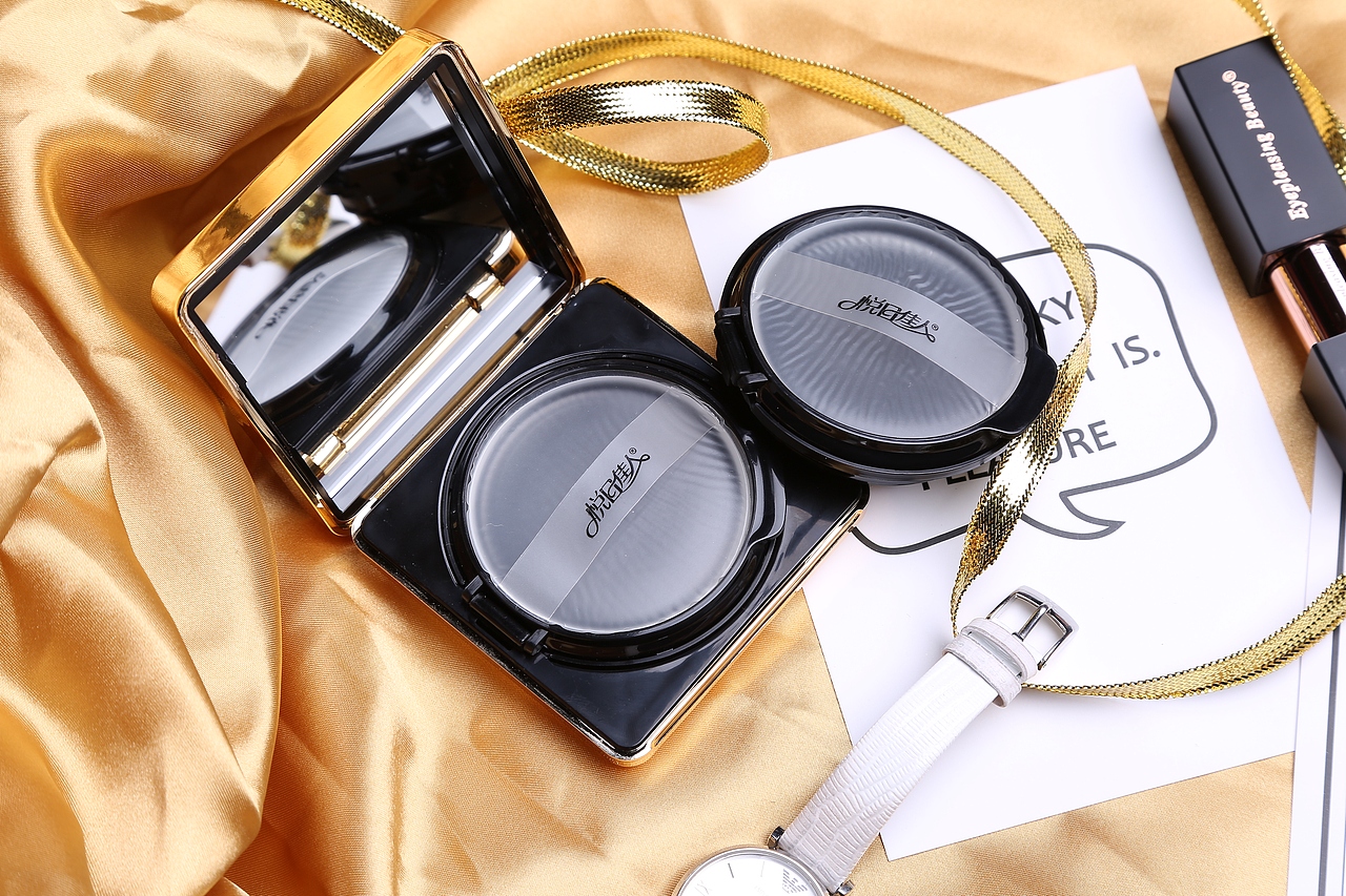 悦目佳人水润无暇气垫BB霜展示（图ZMTAxOTUwNjEy） - 品牌 - 站酷设计师悦目佳人原创素材 - 站酷ZCOOL