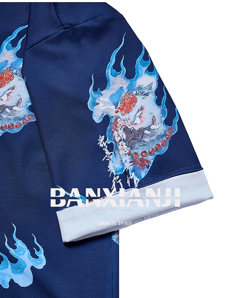 鸣鸿 x 半闲集《火神雷神》联名服装集