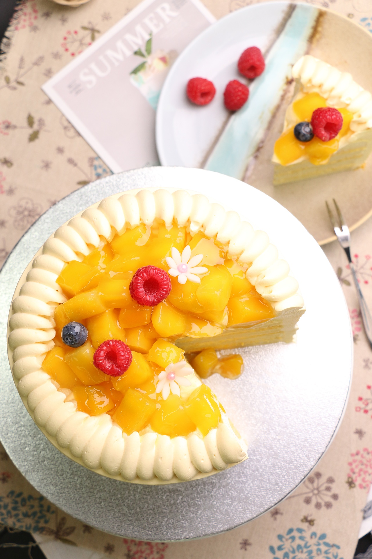 蛋糕-芒果之恋千层蛋糕_七彩蛋糕