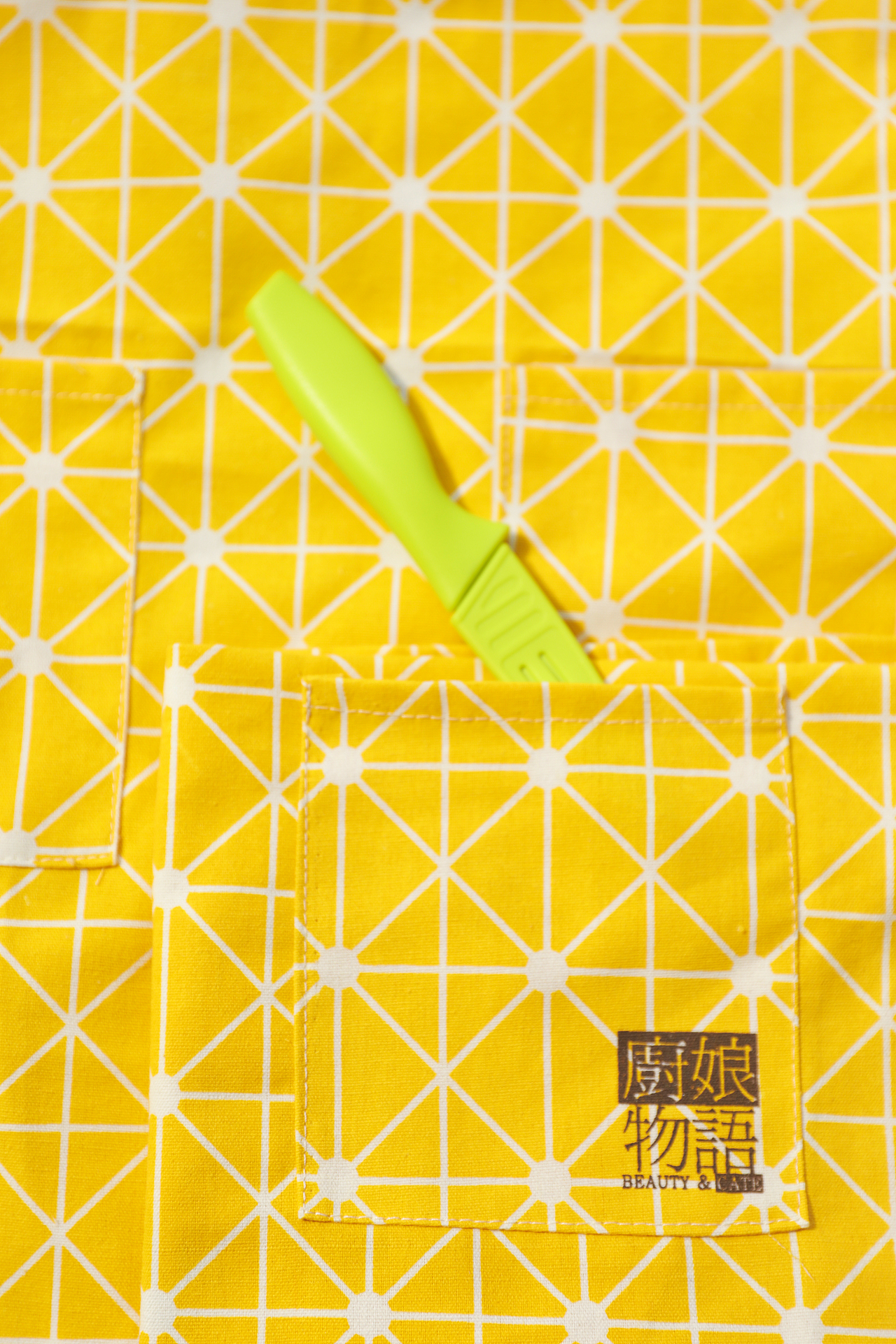 厨娘物语围裙手套设计（图ZOTcwODAzOTY=） - 生活用品 - 站酷设计师egchain原创素材 - 站酷ZCOOL