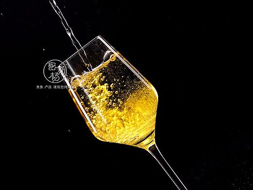 红酒杯  你的 我的  他的~~~就要这种感觉