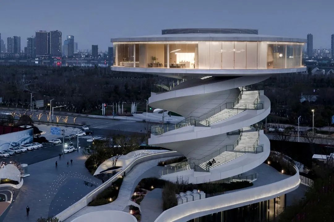 世纪水岸鸟屿浮云