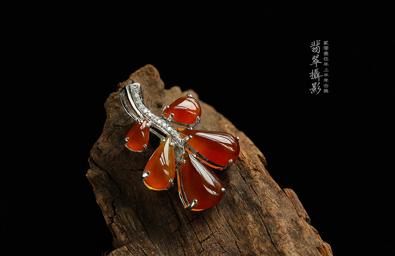 2015上半年翡翠合集 | 静物珠宝翡翠产品摄影|修图后期|淘宝产品|戒指吊坠项链耳环（图ZMzgyNzA5MjQ=） - 产品摄影 - 站酷设计师annablle原创素材 - 站酷ZCOOL