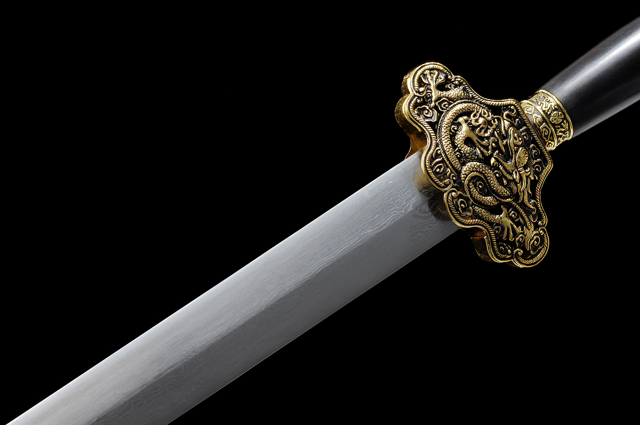 非遗龙泉宝剑,全新设计作品:惊龙宝剑欣赏曾保东制