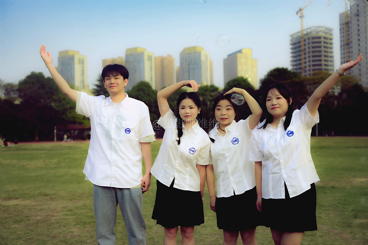 夏天入场,夏天散场