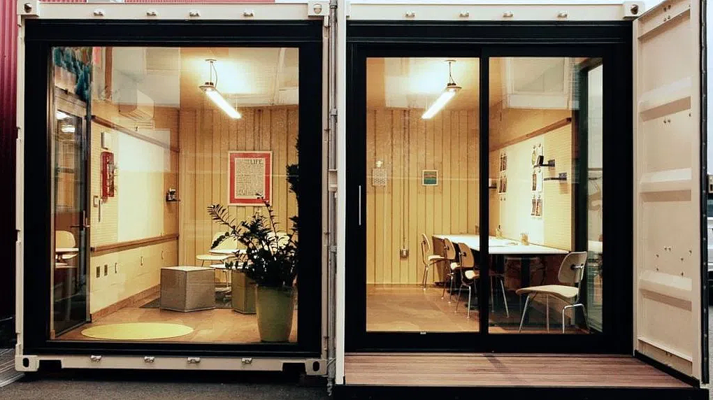 我不爱森林也不爱大海,我只爱集装箱办公室