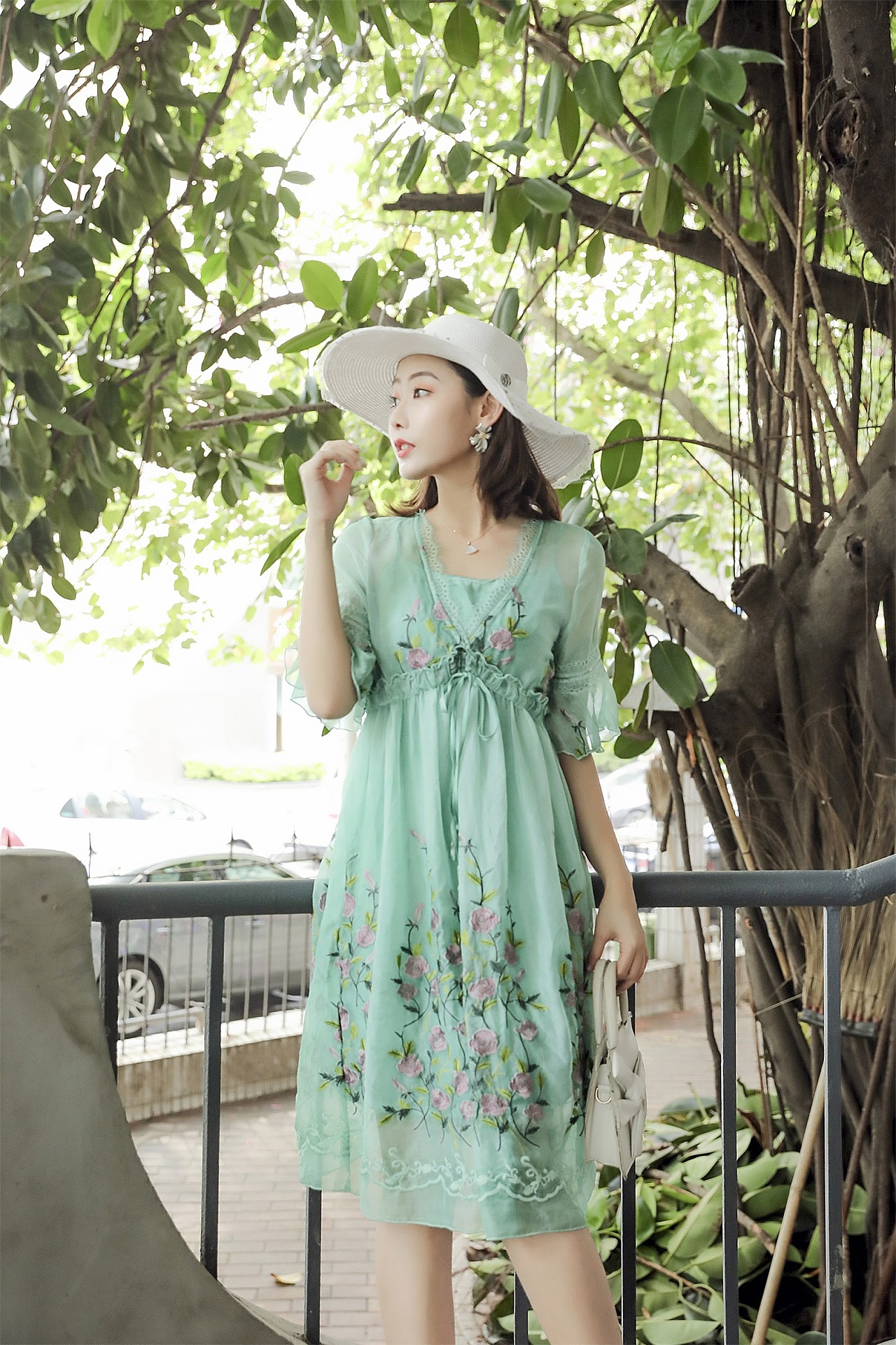 淘宝摄影服装拍摄衣服网拍内衣家居服模特拼拍摄影拍照