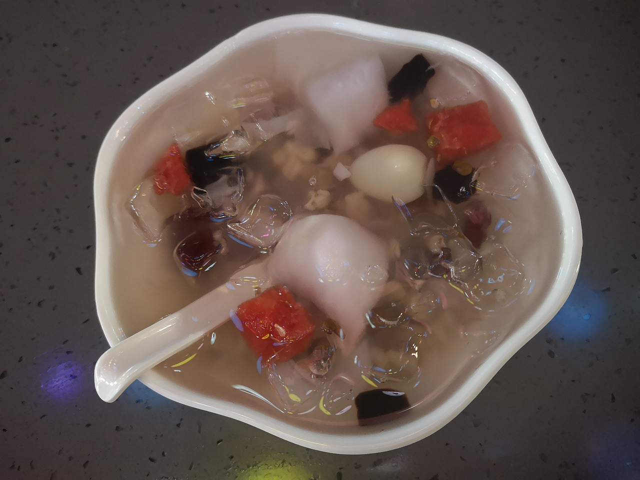 海南小吃-椰汁清补凉