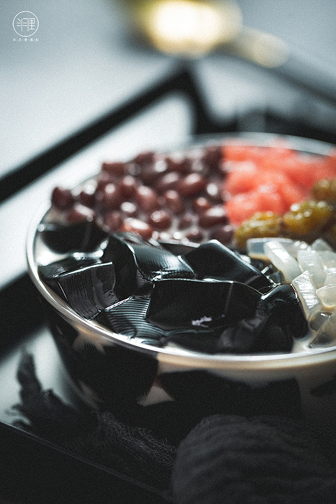 烧仙草（图ZMTcwMzYwMjM2） - 产品摄影 - 站酷设计师半月里摄影原创素材 - 站酷ZCOOL