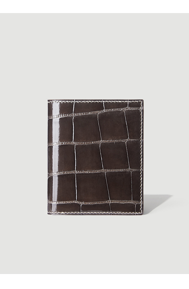 鳄鱼皮男士钱包白底场景创意拍摄精修样张分享