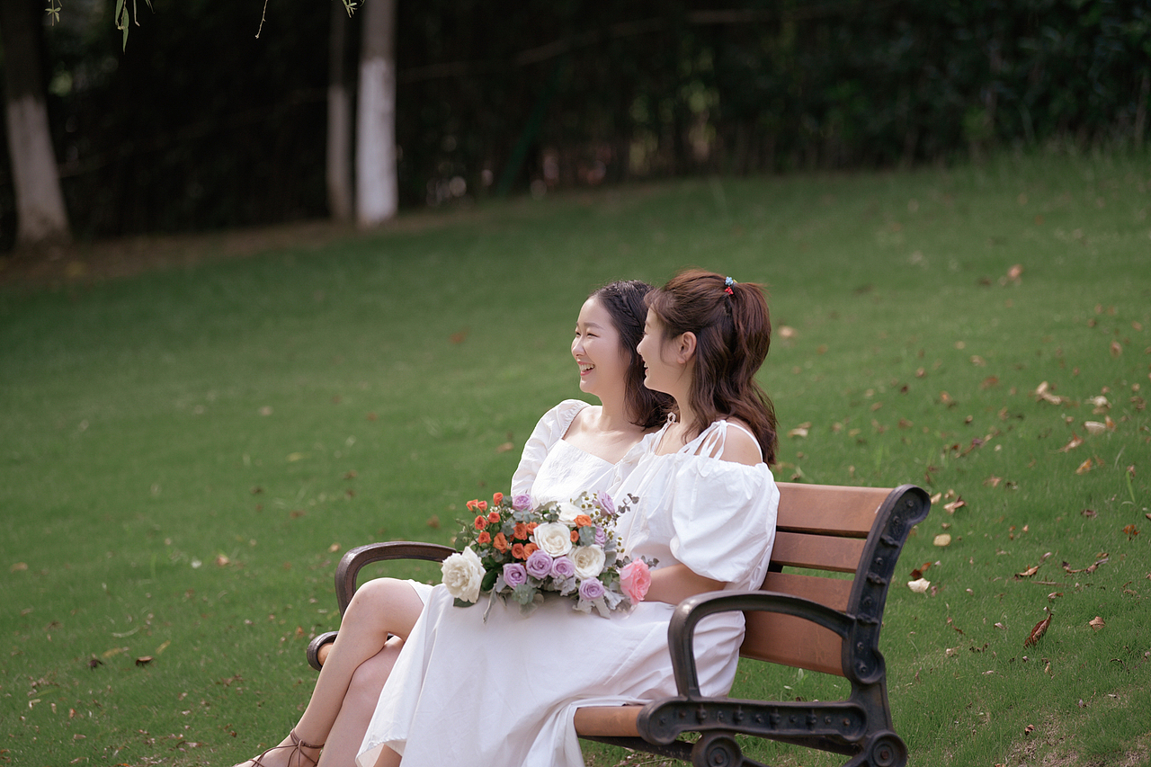 闺蜜（图ZMjYxNjU2MDk2） - 人像摄影 - 站酷设计师翁谷粒原创素材 - 站酷ZCOOL