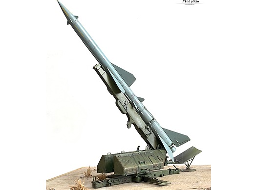 中国pla 红旗-2 防空导弹 发射架 戈壁