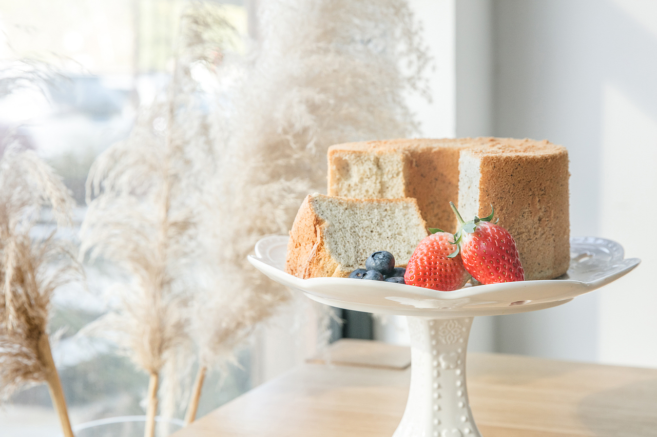 格雷伯爵红茶戚风蛋糕丨Earl Grey Tea Chiffon Cake（图ZMTc4MzAyMDg0） - 产品摄影 - 站酷设计师Hesue原创素材 - 站酷ZCOOL