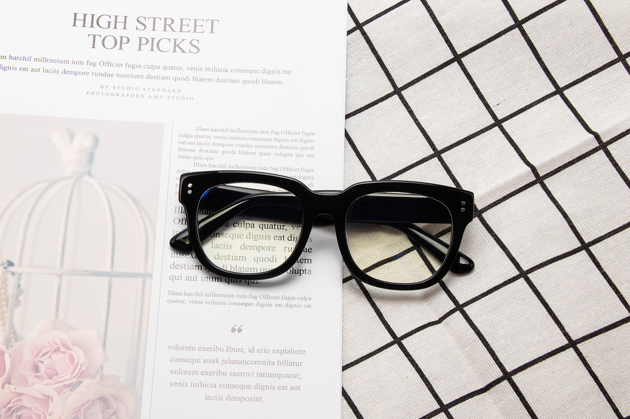 眼镜（图ZMTgwODgwMDYw） - 产品摄影 - 站酷设计师_阿年原创素材 - 站酷ZCOOL