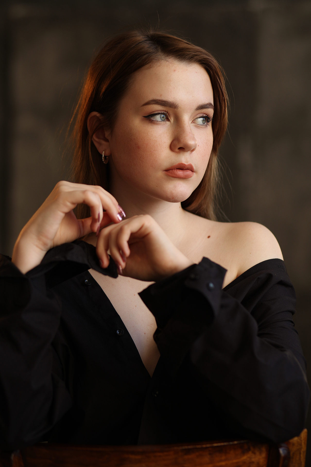 人像精修调色（图ZMTY5MTE5MDQw） - 人像摄影 - 站酷设计师损落的石头原创素材 - 站酷ZCOOL