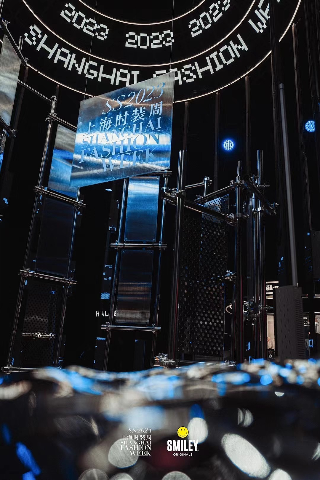 2023上海时装周春夏发布会（图ZMzE3NDc2Mzgw） - 时尚/艺术摄影 - 站酷设计师摄影师周一鸣原创素材 - 站酷ZCOOL