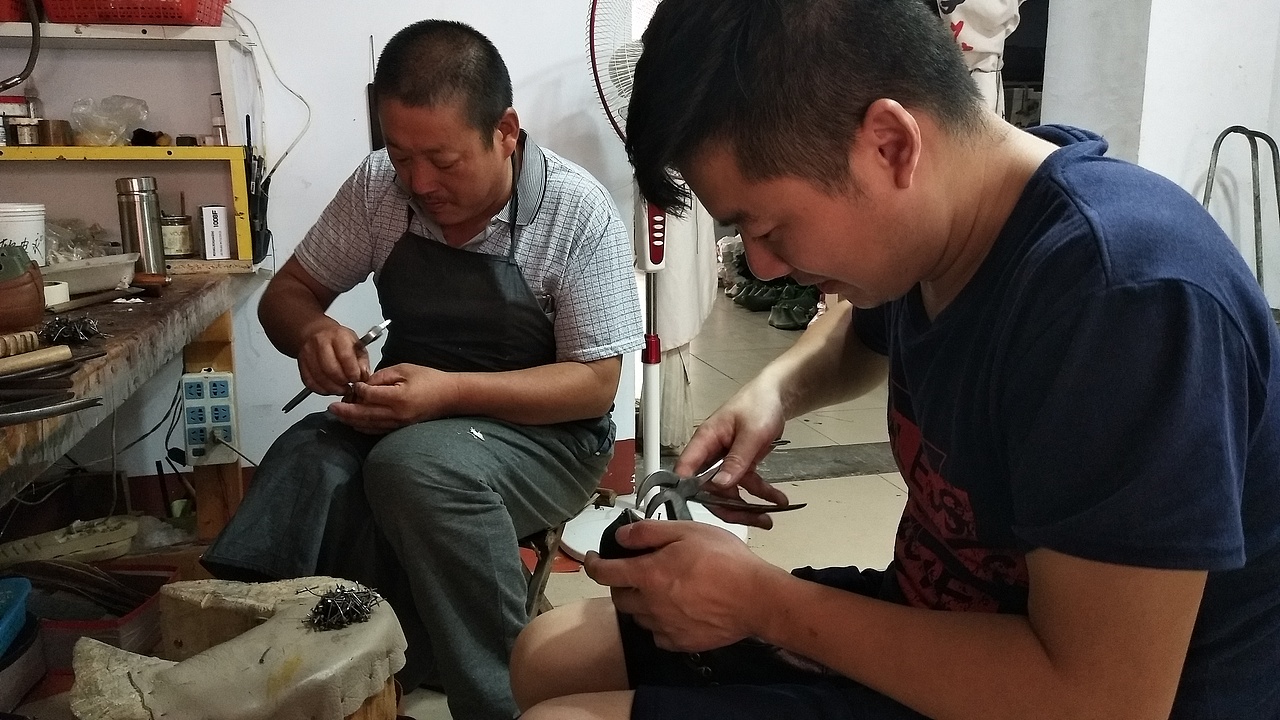 学习10天,给自己做的固特异工艺工装靴