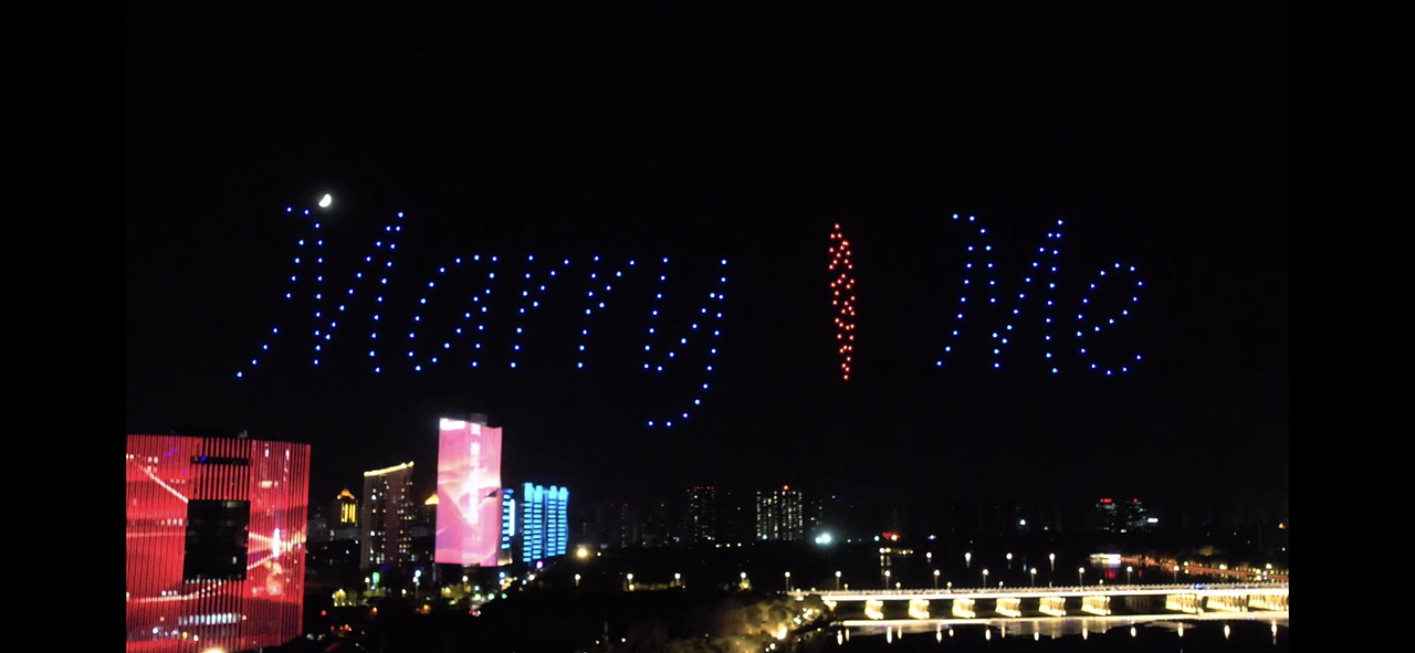 无人机表演求婚表白生日祝福浪漫惊喜