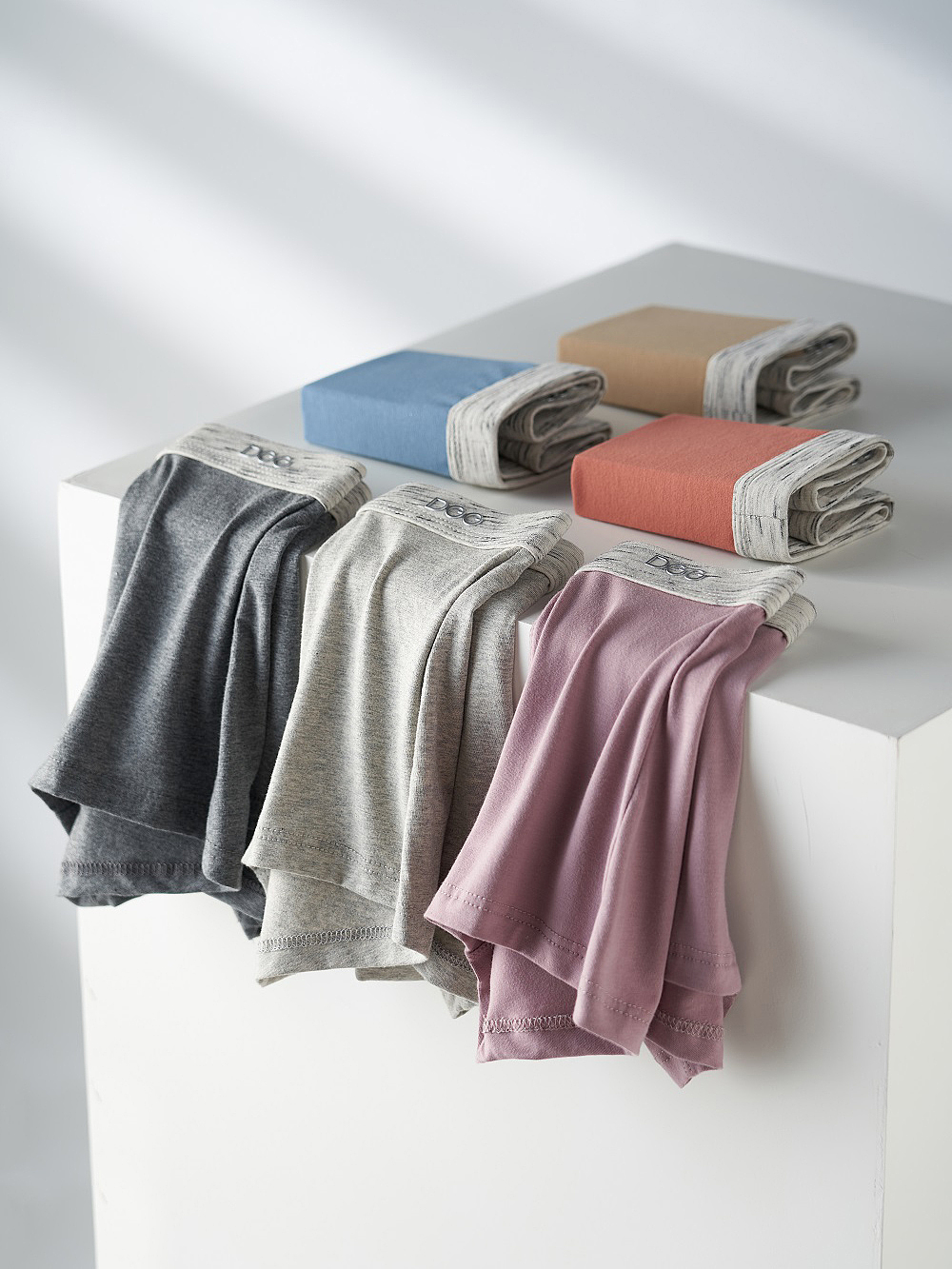 内裤创意拍摄（图ZMjYwODczMDEy） - 产品摄影 - 站酷设计师逆光摄影工作室原创素材 - 站酷ZCOOL