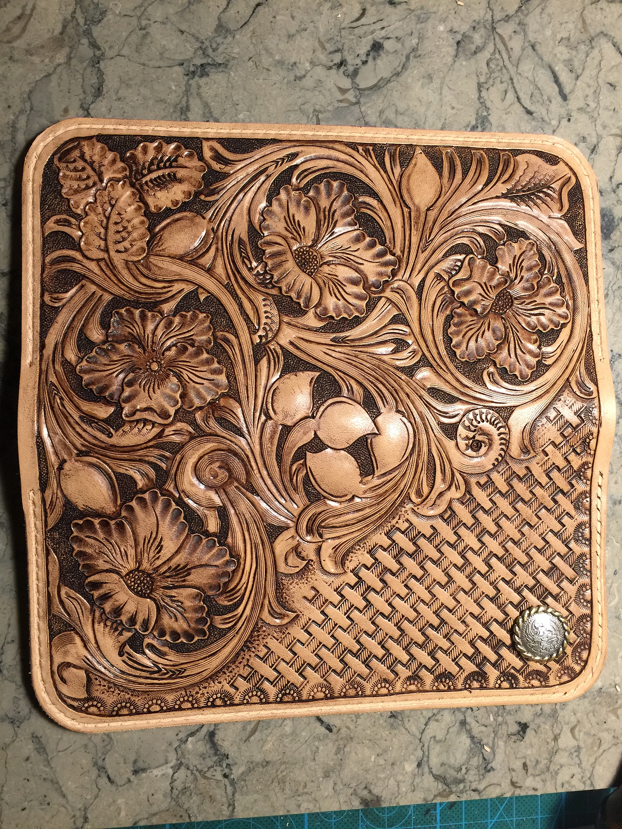 谢里丹风格皮雕长夹