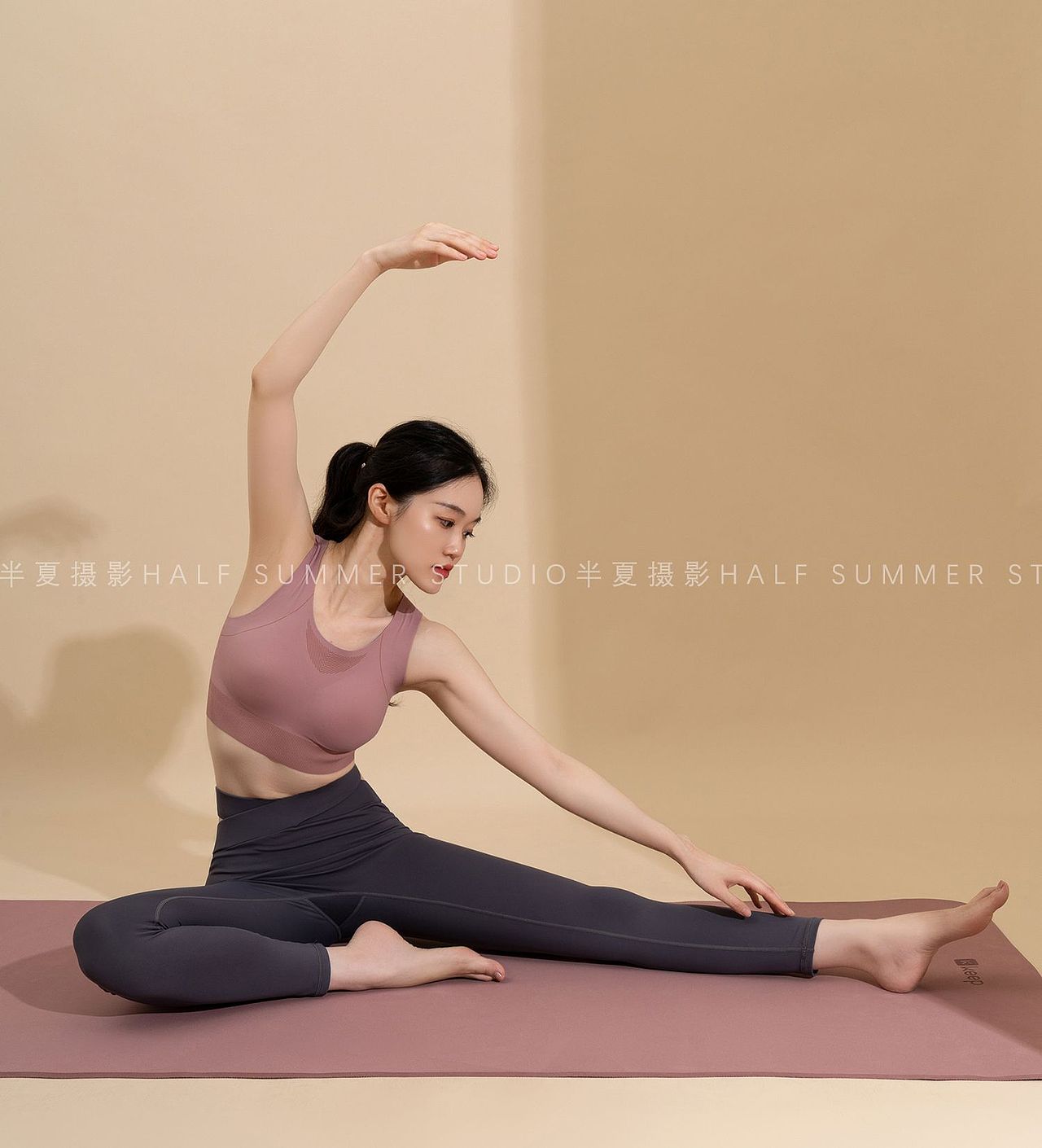 瑜伽服模特拍摄案例