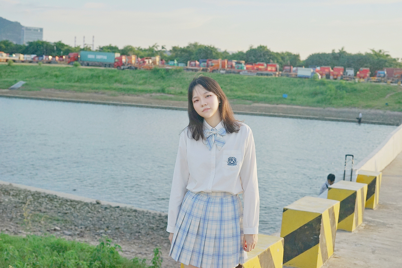 jk美少女中稳沙场（图ZMjczMzIwOTky） - 人像摄影 - 站酷设计师碧海蓝天梦原创素材 - 站酷ZCOOL