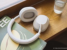 头戴耳机效果图