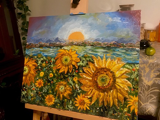 日出下的向日葵田