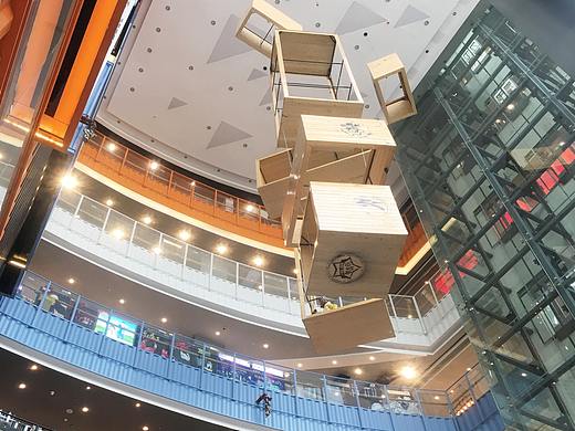 美陈  商业美陈 潮酷街区