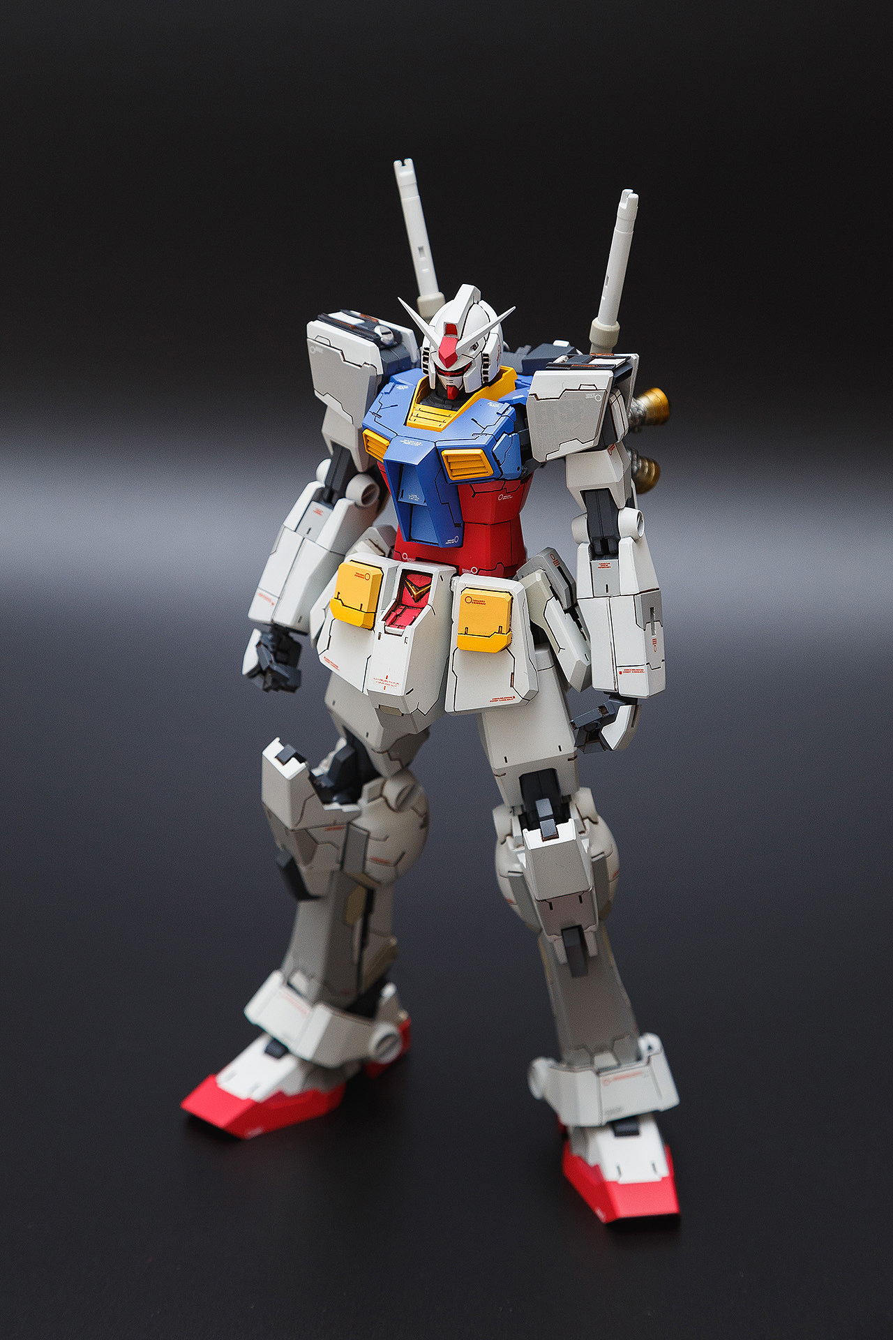 W+R RX78-2 GUNDAM 1/100（图ZNjgzMzA5ODA=） - 手办/模玩 - 站酷设计师zcgme原创素材 - 站酷ZCOOL
