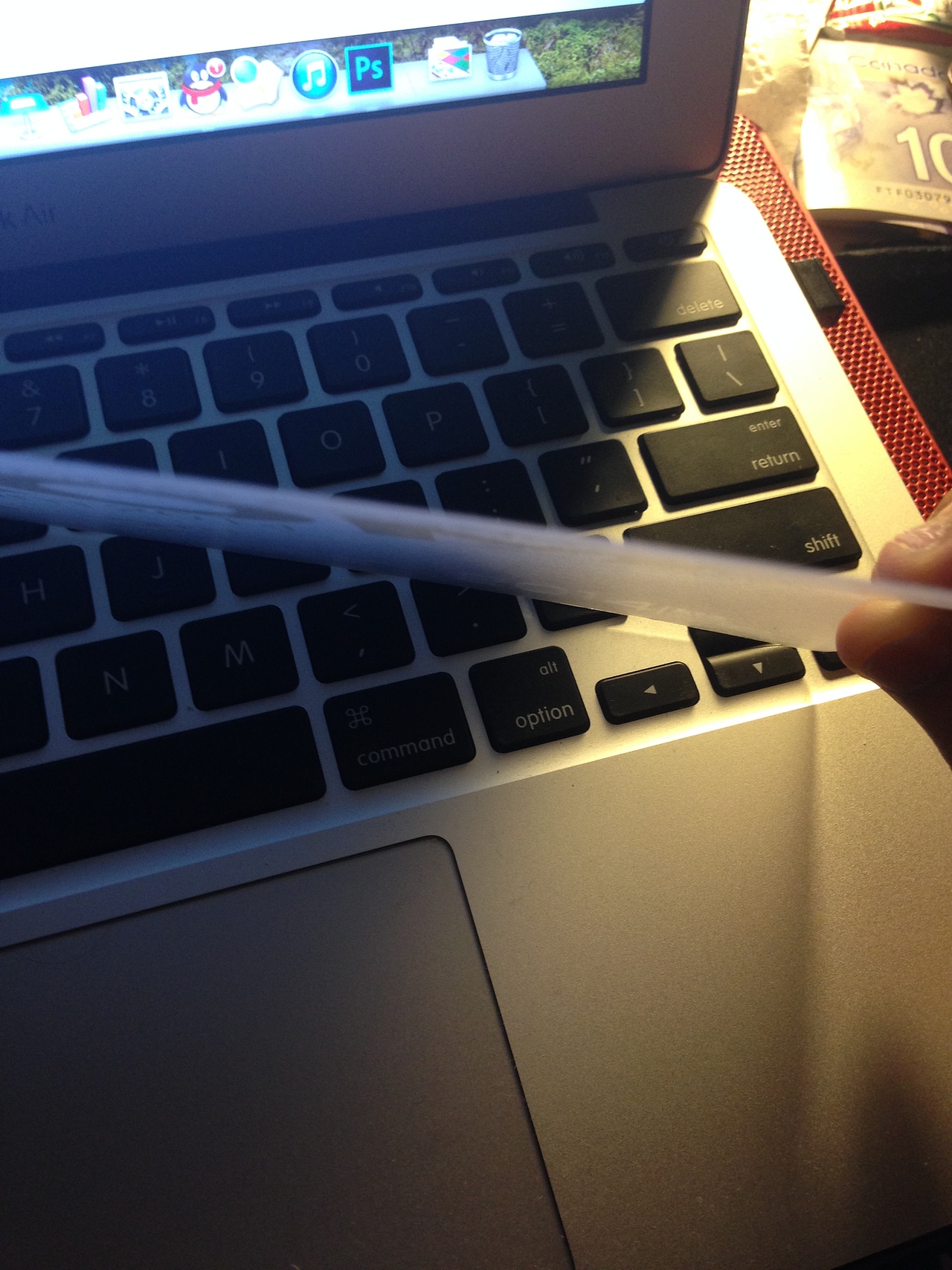 为国际高中毕业晚会设计的邀请函