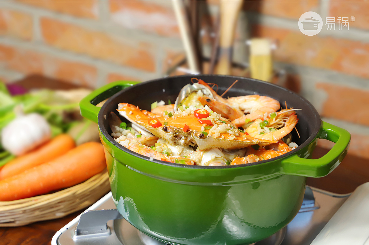 易锅美食溢彩流光系列经典绿色炖锅（图ZMTYzNTI2MjMy） - 产品摄影 - 站酷设计师whateverdu8原创素材 - 站酷ZCOOL