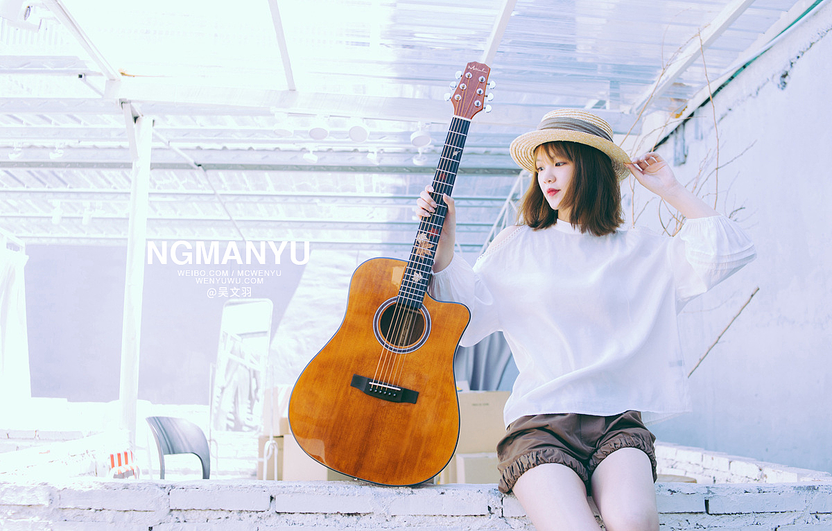 摩天轮枫叶吉他摄影（图ZMjYzMDE4MDM2） - 人像摄影 - 站酷设计师rockbank原创素材 - 站酷ZCOOL