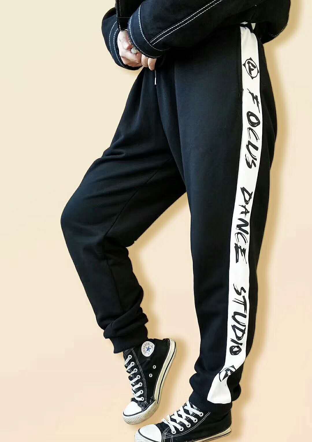 七兔服装定制案例一览（图ZMTAxMTU3Nzg0） - 休闲/流行服饰 - 站酷设计师多年不见得儿子原创素材 - 站酷ZCOOL