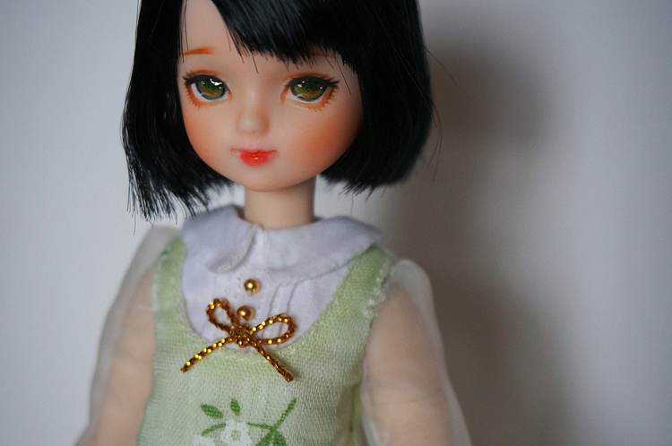 偶然间买到的黑发散货licca头~