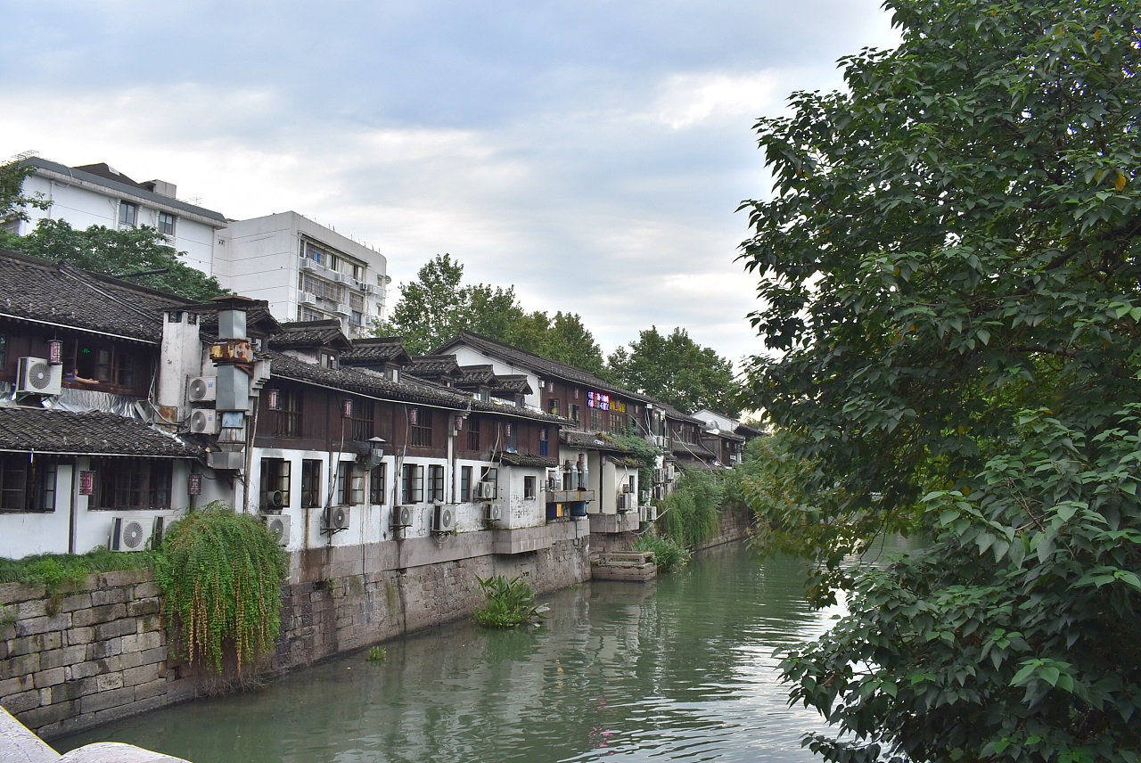 杭州--小河直街