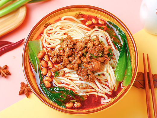 拍个重庆小面｜坐标大连